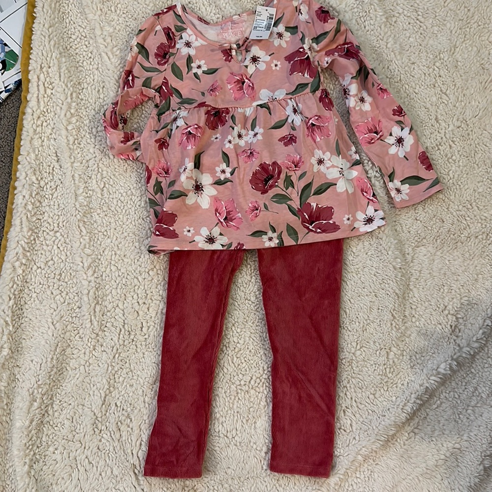 Children’s Place matching set 5T NWT